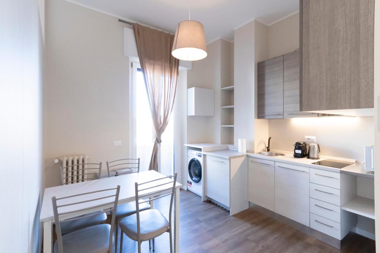 Via Torino Apartment 1 Милан Экстерьер фото