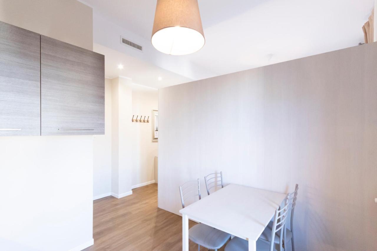 Via Torino Apartment 1 Милан Экстерьер фото