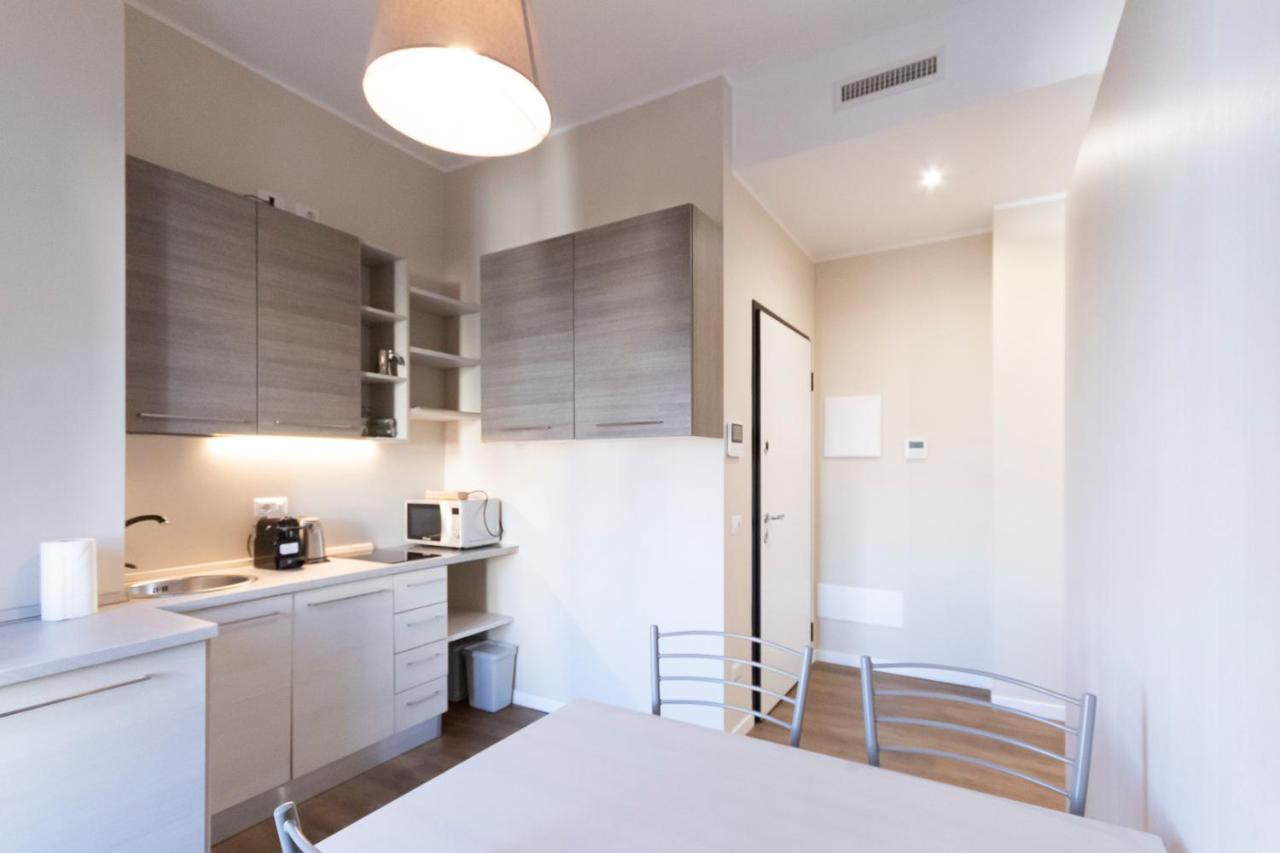 Via Torino Apartment 1 Милан Экстерьер фото