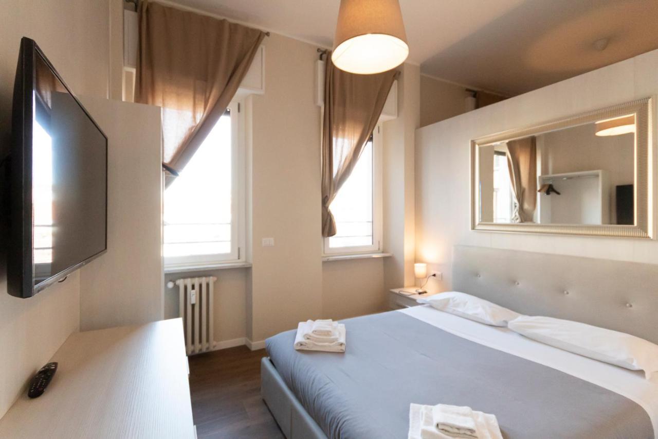 Via Torino Apartment 1 Милан Экстерьер фото