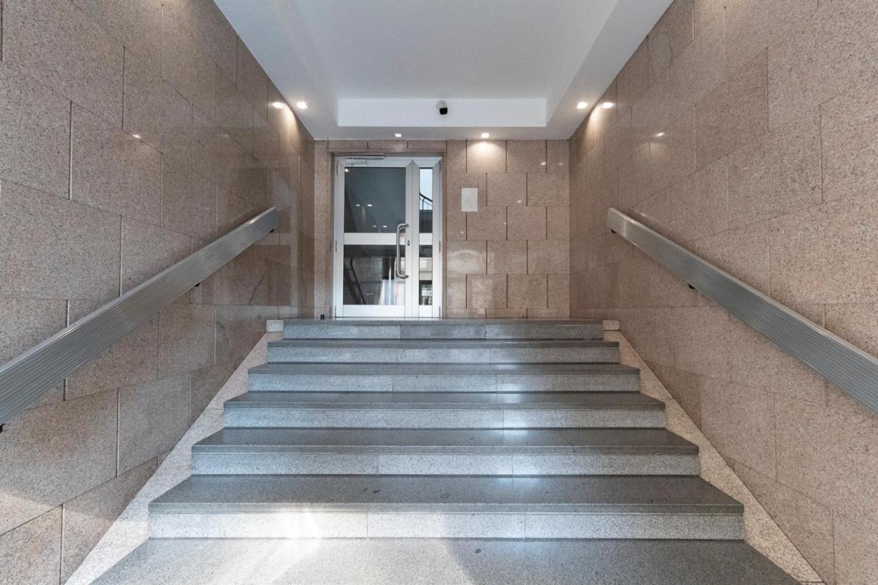 Via Torino Apartment 1 Милан Экстерьер фото